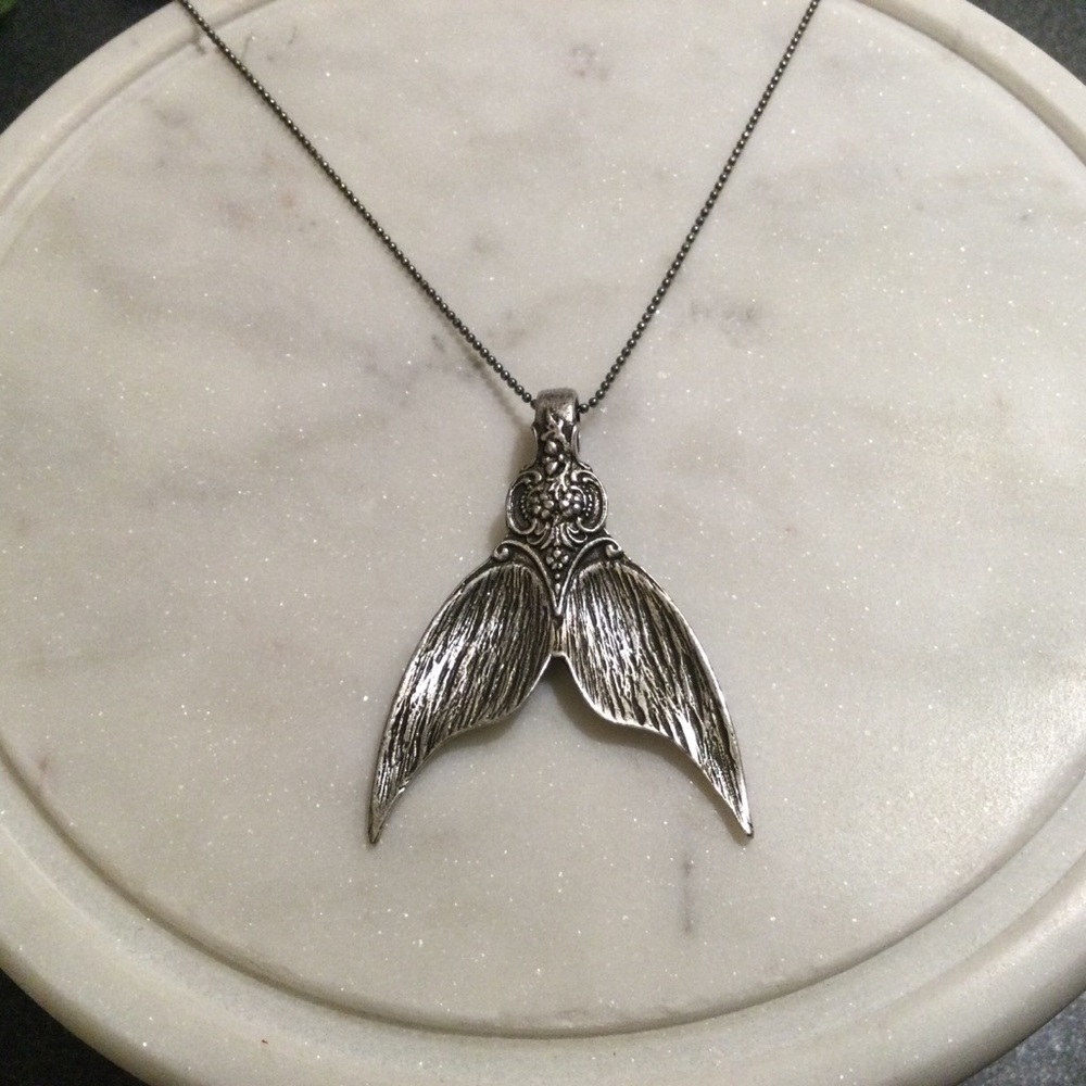 Mermaid tail necklace